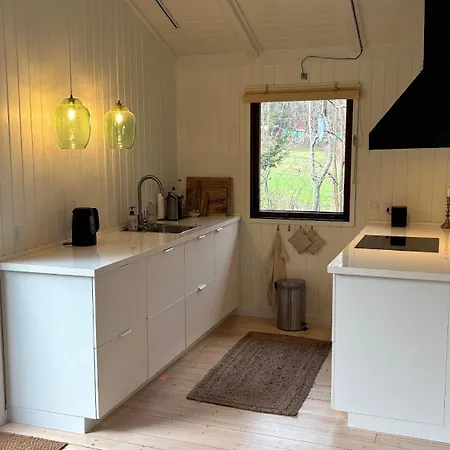 Charming Near Heatherhill With Jacuzzi Semesterbostad Vejby